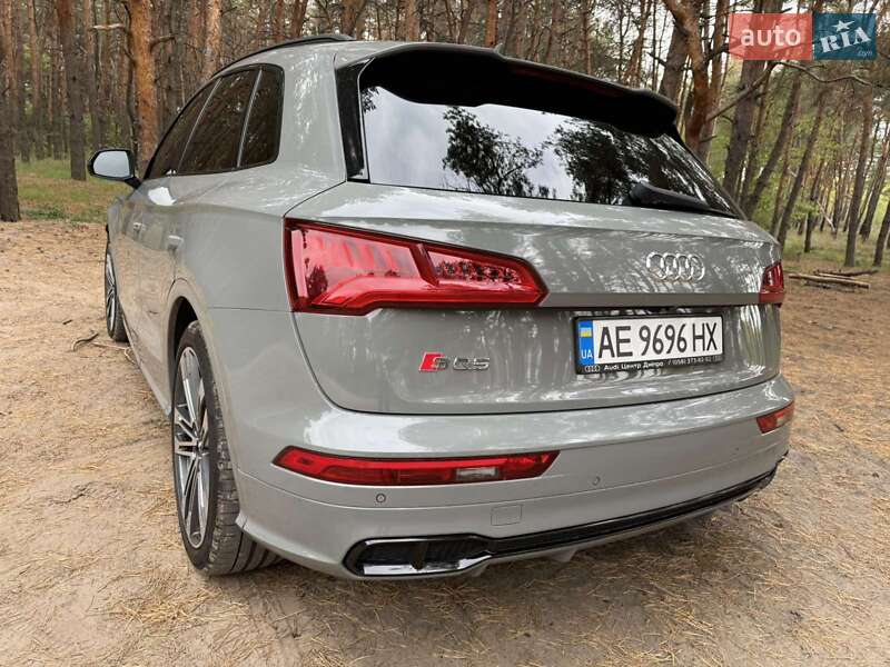 Внедорожник / Кроссовер Audi SQ5 2019 в Днепре