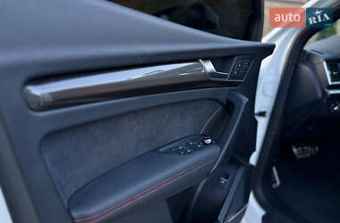 Внедорожник / Кроссовер Audi SQ5 2023 в 