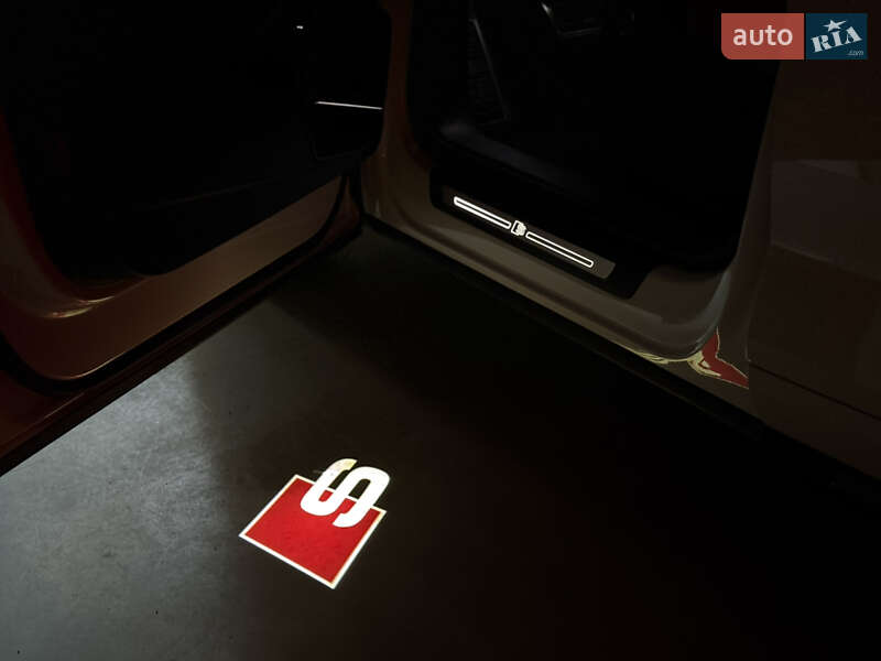 Внедорожник / Кроссовер Audi SQ5 2023 в Виннице