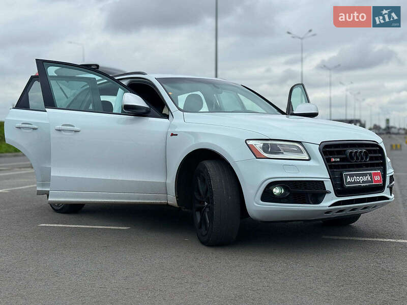 Позашляховик / Кросовер Audi SQ5 2014 в Львові