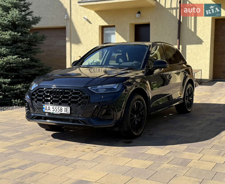 Внедорожник / Кроссовер Audi SQ5 2020 в Киеве