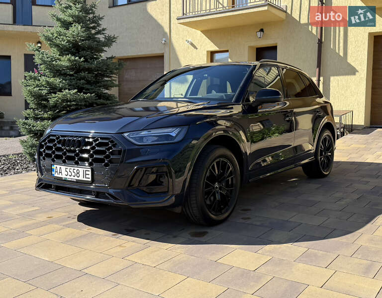 Внедорожник / Кроссовер Audi SQ5 2020 в Киеве