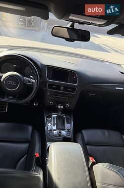 Внедорожник / Кроссовер Audi SQ5 2015 в 
