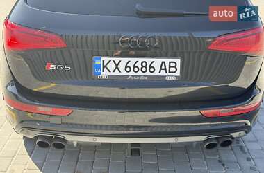 Внедорожник / Кроссовер Audi SQ5 2015 в 