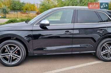 Внедорожник / Кроссовер Audi SQ5 2017 в 