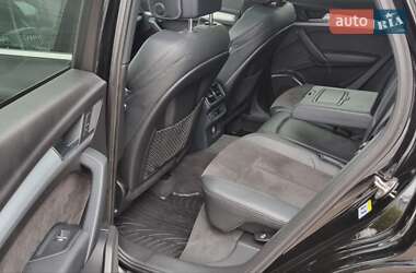Внедорожник / Кроссовер Audi SQ5 2017 в 
