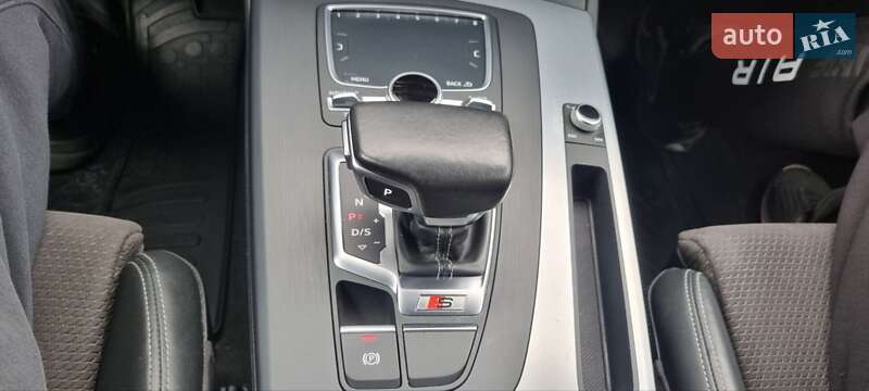 Позашляховик / Кросовер Audi SQ5 2017 в Харкові