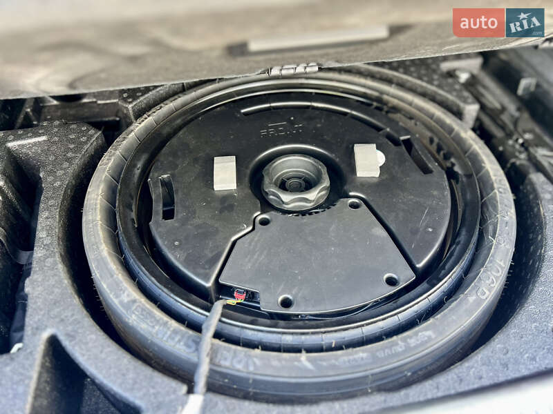 Внедорожник / Кроссовер Audi SQ5 2021 в Киеве