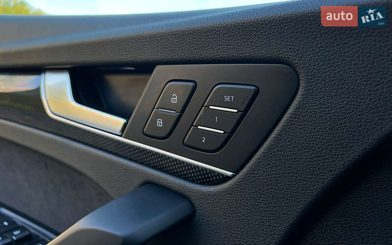 Позашляховик / Кросовер Audi SQ5 2019 в Львові фото 21 Позашляховик / Кросовер Audi SQ5 2019 в Львові