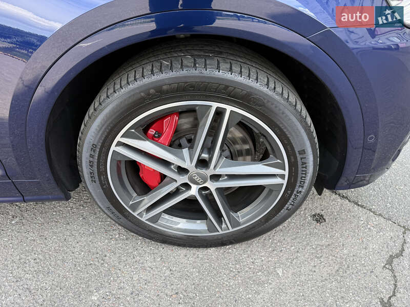 Позашляховик / Кросовер Audi SQ5 2020 в Києві фото 10 Позашляховик / Кросовер Audi SQ5 2020 в Києві