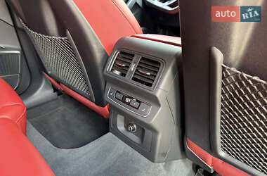 Позашляховик / Кросовер Audi SQ5 2020 в  фото 19 Позашляховик / Кросовер Audi SQ5 2020 в