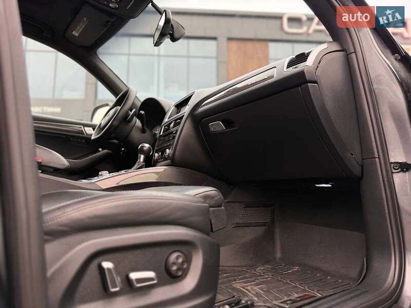 Позашляховик / Кросовер Audi SQ5 2015 в Києві фото 30 Позашляховик / Кросовер Audi SQ5 2015 в Києві