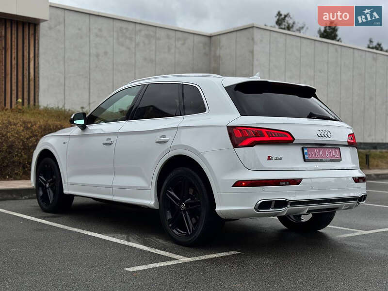 Позашляховик / Кросовер Audi SQ5 2018 в Києві фото 10 Позашляховик / Кросовер Audi SQ5 2018 в Києві