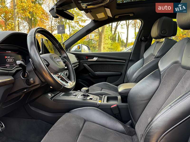 Позашляховик / Кросовер Audi SQ5 2017 в Києві фото 19 Позашляховик / Кросовер Audi SQ5 2017 в Києві