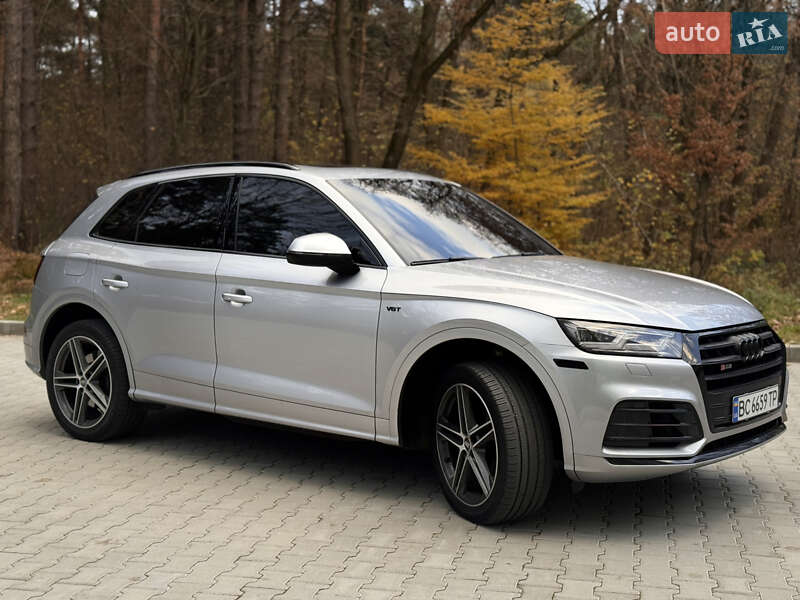 Позашляховик / Кросовер Audi SQ5 2017 в Львові фото 4 Позашляховик / Кросовер Audi SQ5 2017 в Львові