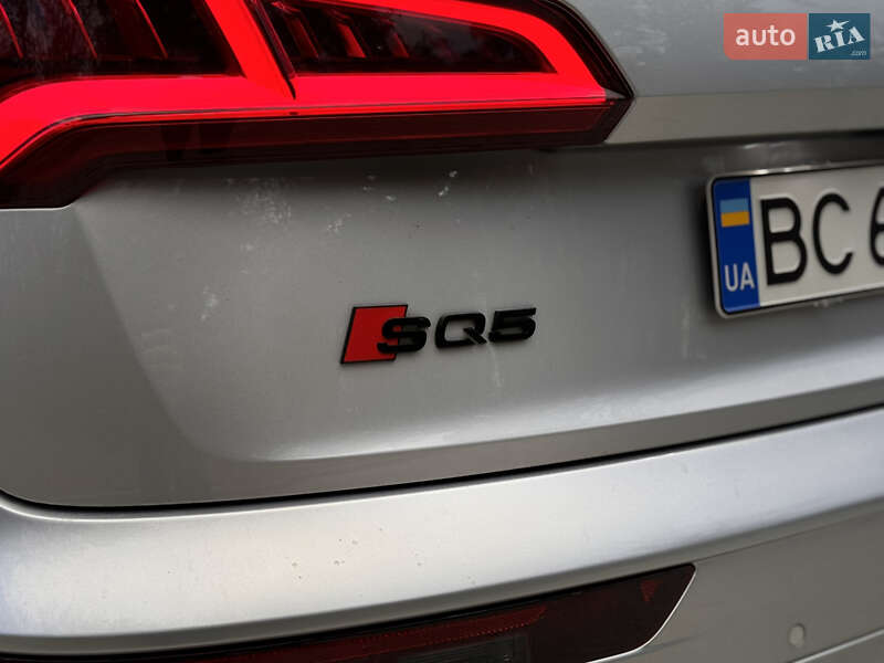 Позашляховик / Кросовер Audi SQ5 2017 в Львові фото 17 Позашляховик / Кросовер Audi SQ5 2017 в Львові