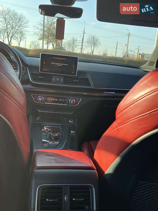 Позашляховик / Кросовер Audi SQ5 2018 в Києві фото 34 Позашляховик / Кросовер Audi SQ5 2018 в Києві