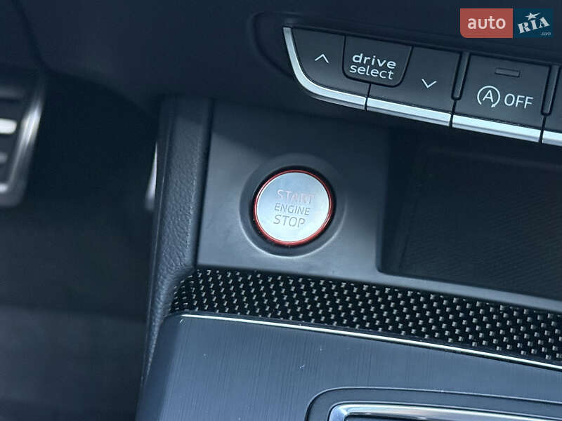 Внедорожник / Кроссовер Audi SQ5 2017 в Тернополе