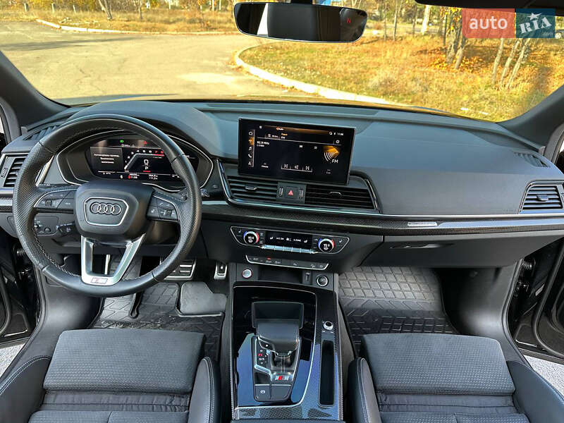 Внедорожник / Кроссовер Audi SQ5 2022 в Днепре
