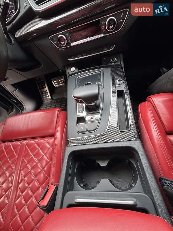 Позашляховик / Кросовер Audi SQ5 2018 в Києві фото 21 Позашляховик / Кросовер Audi SQ5 2018 в Києві
