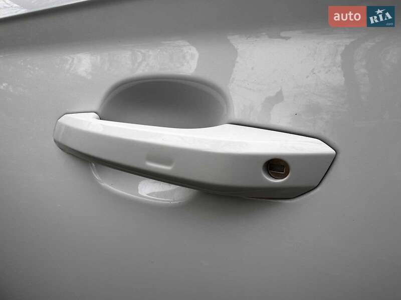 Позашляховик / Кросовер Audi SQ5 2019 в Києві фото 13 Позашляховик / Кросовер Audi SQ5 2019 в Києві