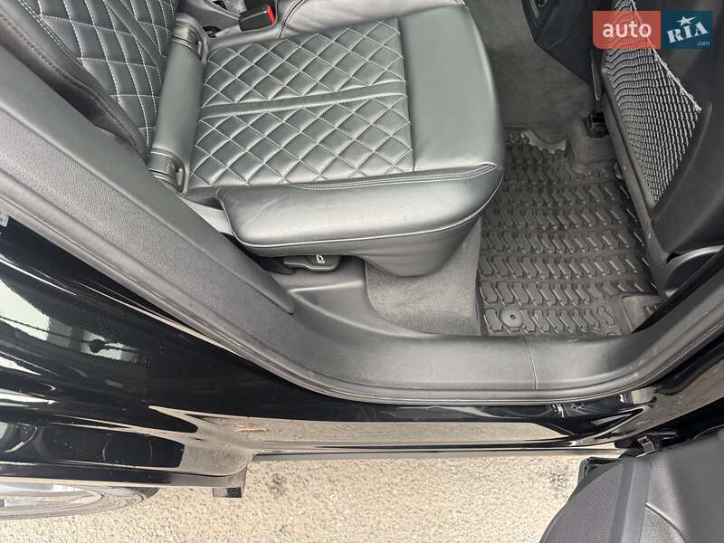 Позашляховик / Кросовер Audi SQ5 2019 в Тернополі