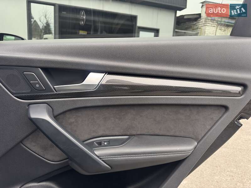 Позашляховик / Кросовер Audi SQ5 2019 в Тернополі