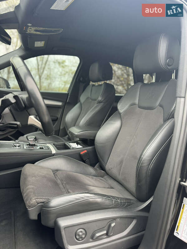 Внедорожник / Кроссовер Audi SQ5 2018 в Киеве