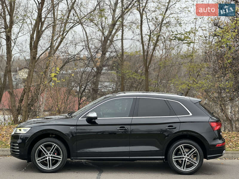 Внедорожник / Кроссовер Audi SQ5 2018 в Киеве