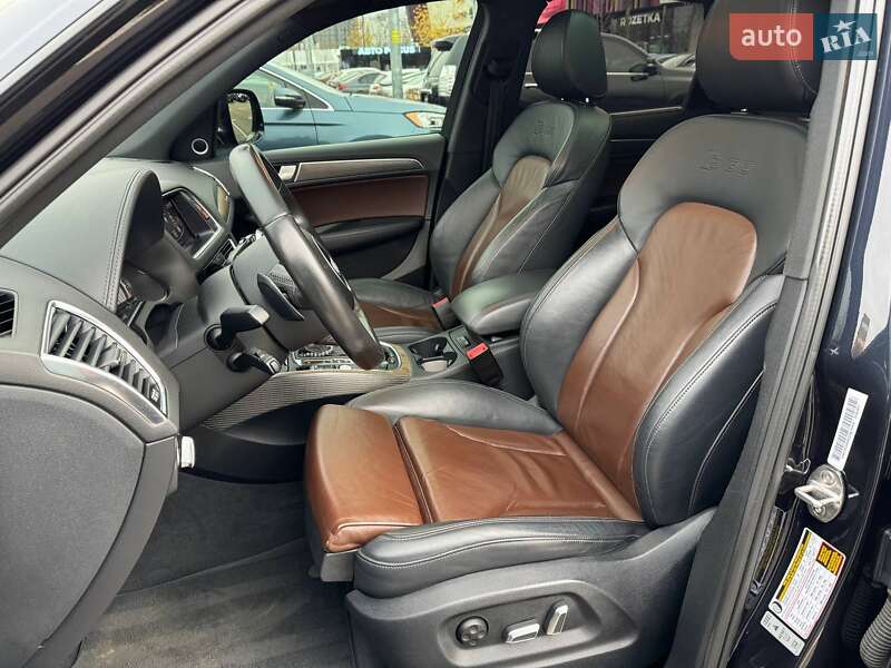 Позашляховик / Кросовер Audi SQ5 2015 в Києві