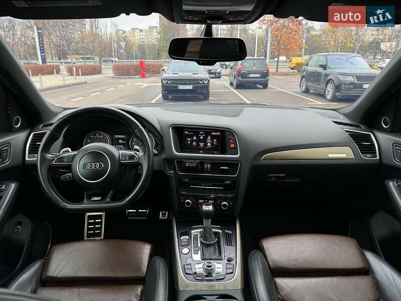 Позашляховик / Кросовер Audi SQ5 2015 в Києві