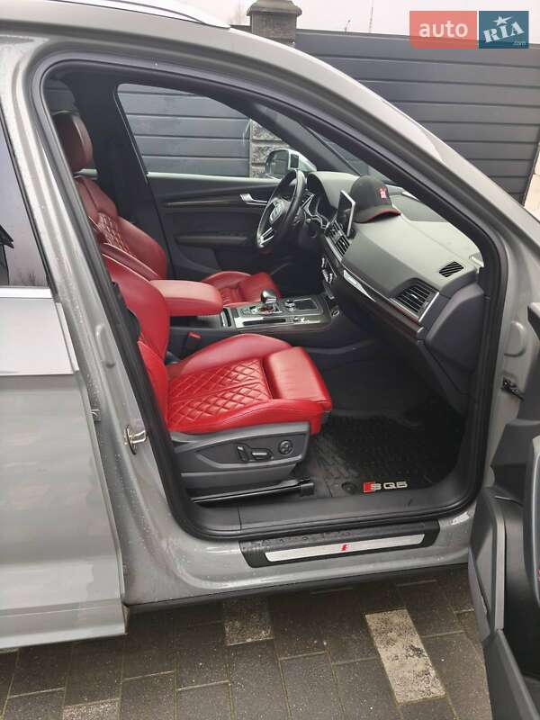 Позашляховик / Кросовер Audi SQ5 2018 в Рівному фото 14 Позашляховик / Кросовер Audi SQ5 2018 в Рівному