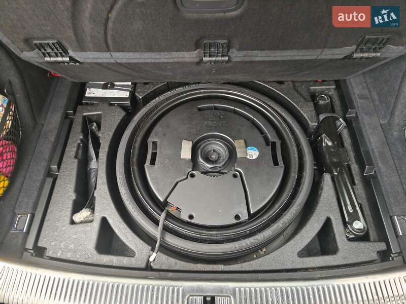 Позашляховик / Кросовер Audi SQ5 2018 в Рівному фото 16 Позашляховик / Кросовер Audi SQ5 2018 в Рівному