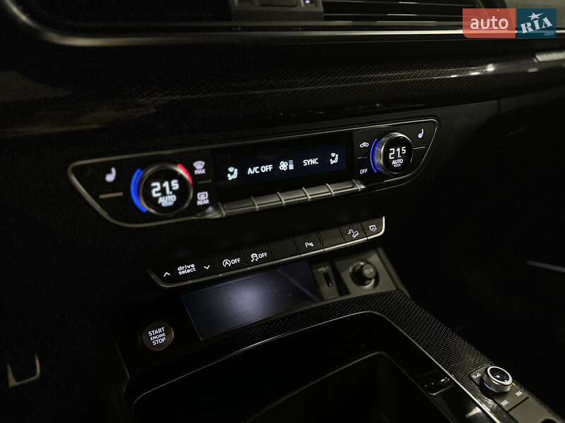 Позашляховик / Кросовер Audi SQ5 2021 в Одесі