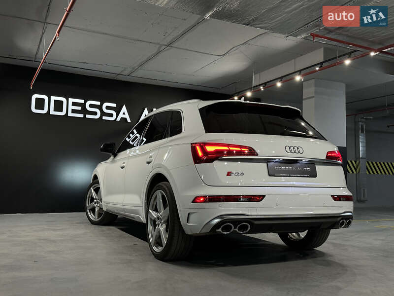 Позашляховик / Кросовер Audi SQ5 2021 в Одесі