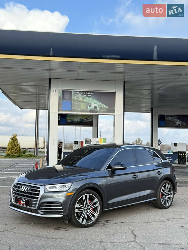 Внедорожник / Кроссовер Audi SQ5 2018 в Днепре фото 13 Внедорожник / Кроссовер Audi SQ5 2018 в Днепре