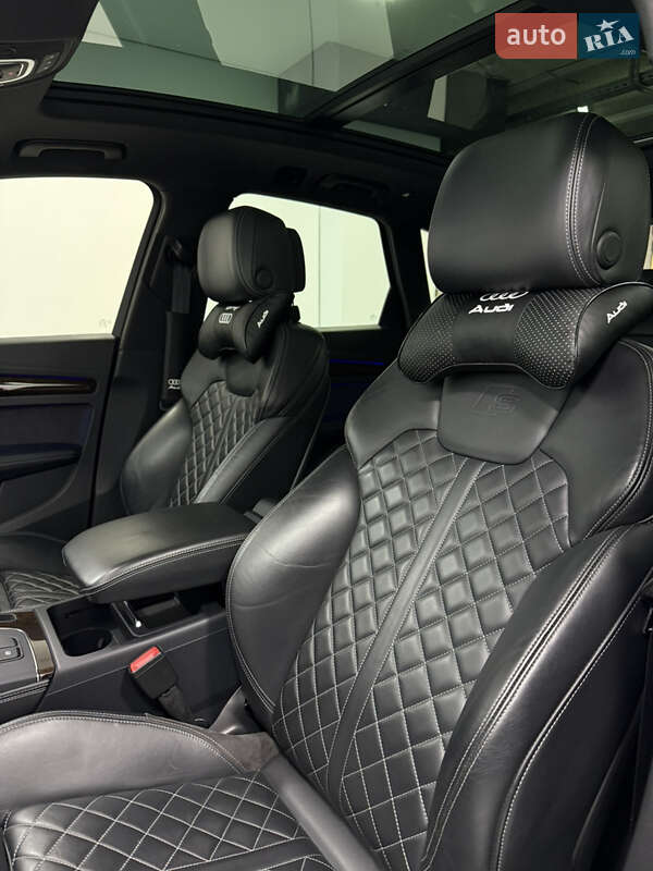 Позашляховик / Кросовер Audi SQ5 2018 в Одесі