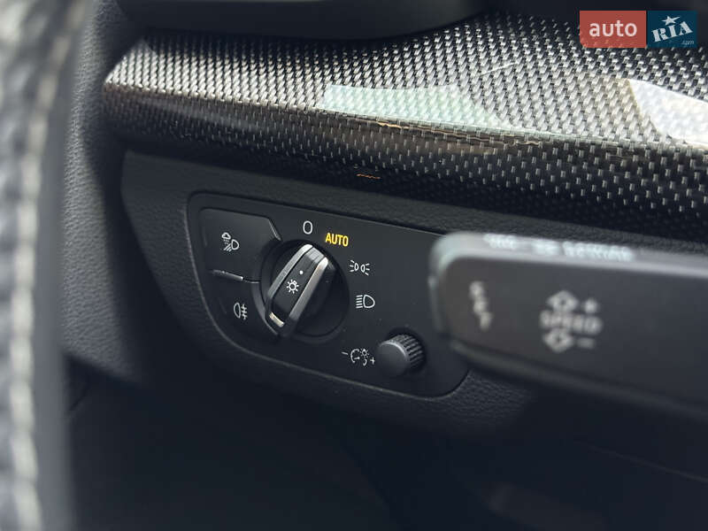 Позашляховик / Кросовер Audi SQ5 2018 в Києві фото 26 Позашляховик / Кросовер Audi SQ5 2018 в Києві