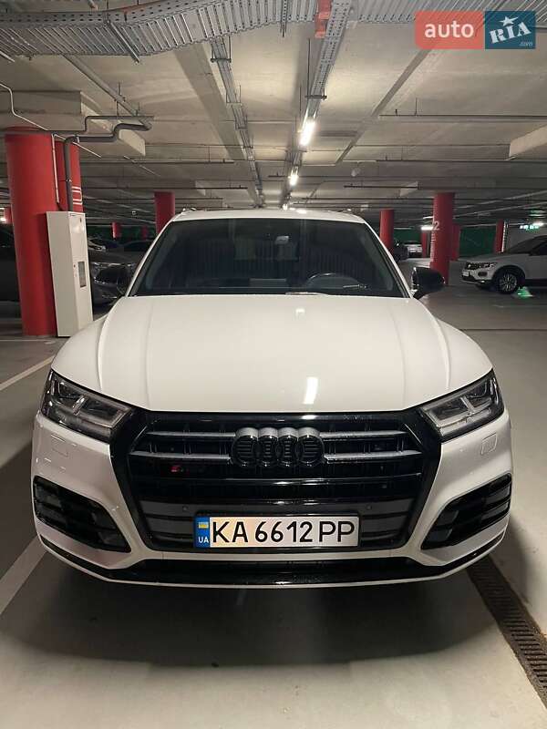Внедорожник / Кроссовер Audi SQ5 2018 в Киеве фото 23 Внедорожник / Кроссовер Audi SQ5 2018 в Киеве