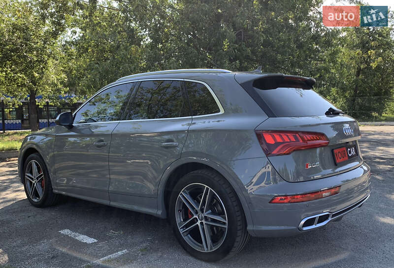 Позашляховик / Кросовер Audi SQ5 2018 в Києві