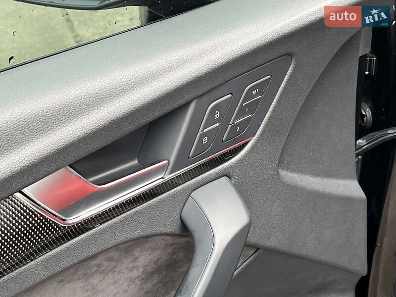 Позашляховик / Кросовер Audi SQ5 2018 в Києві фото 33 Позашляховик / Кросовер Audi SQ5 2018 в Києві