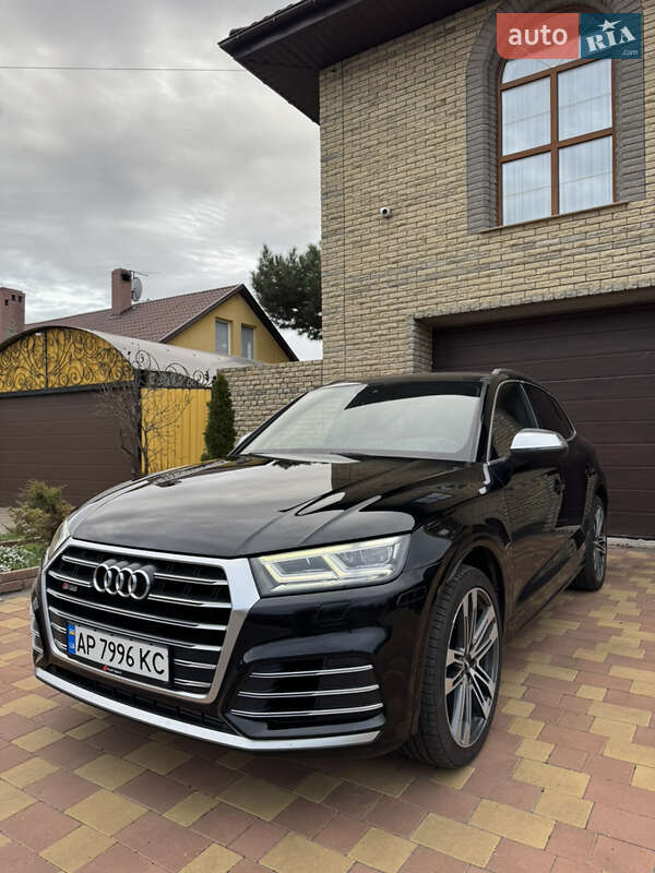 Внедорожник / Кроссовер Audi SQ5 2018 в Запорожье