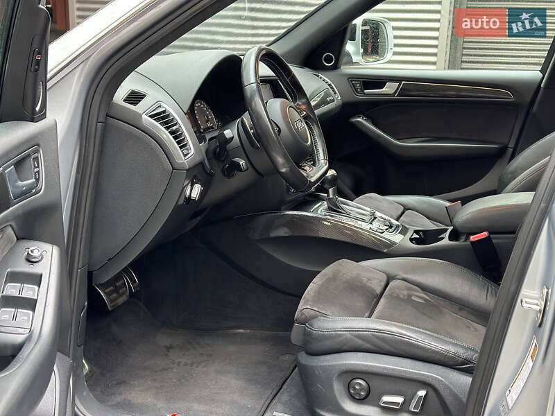 Внедорожник / Кроссовер Audi SQ5 2014 в Киеве
