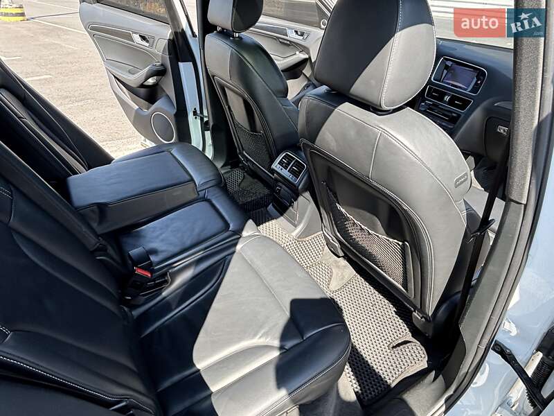 Позашляховик / Кросовер Audi SQ5 2014 в Львові фото 18 Позашляховик / Кросовер Audi SQ5 2014 в Львові