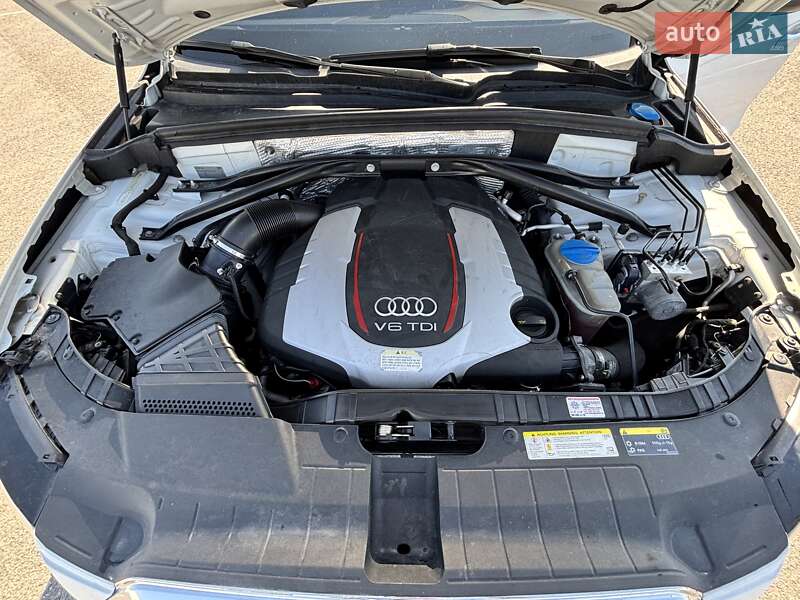 Позашляховик / Кросовер Audi SQ5 2014 в Львові фото 32 Позашляховик / Кросовер Audi SQ5 2014 в Львові