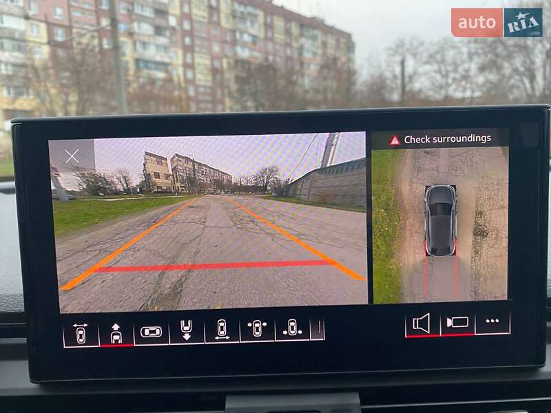 Внедорожник / Кроссовер Audi SQ5 2023 в Днепре