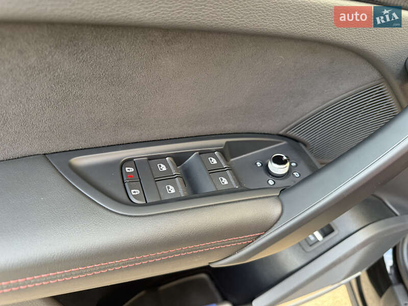 Позашляховик / Кросовер Audi SQ5 2023 в Полтаві