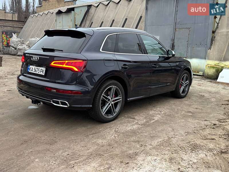 Позашляховик / Кросовер Audi SQ5 2017 в Києві