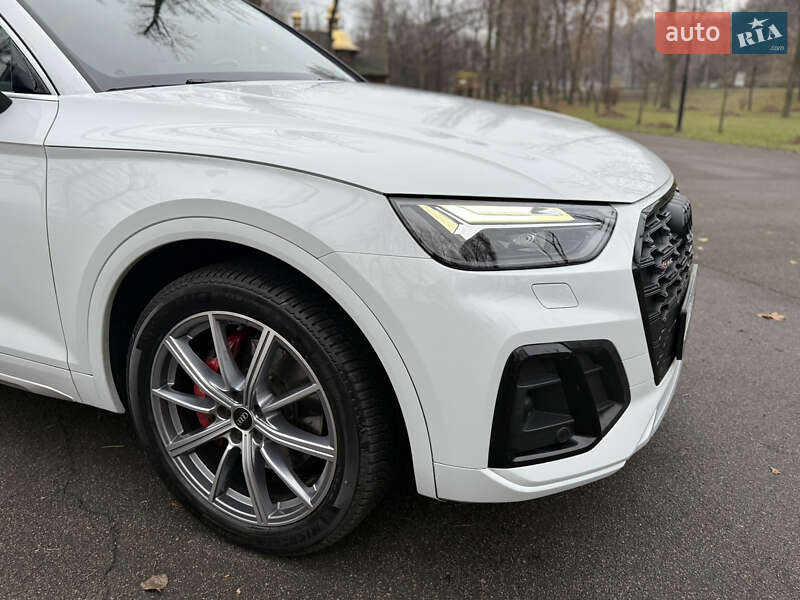 Позашляховик / Кросовер Audi SQ5 2021 в Києві фото 6 Позашляховик / Кросовер Audi SQ5 2021 в Києві