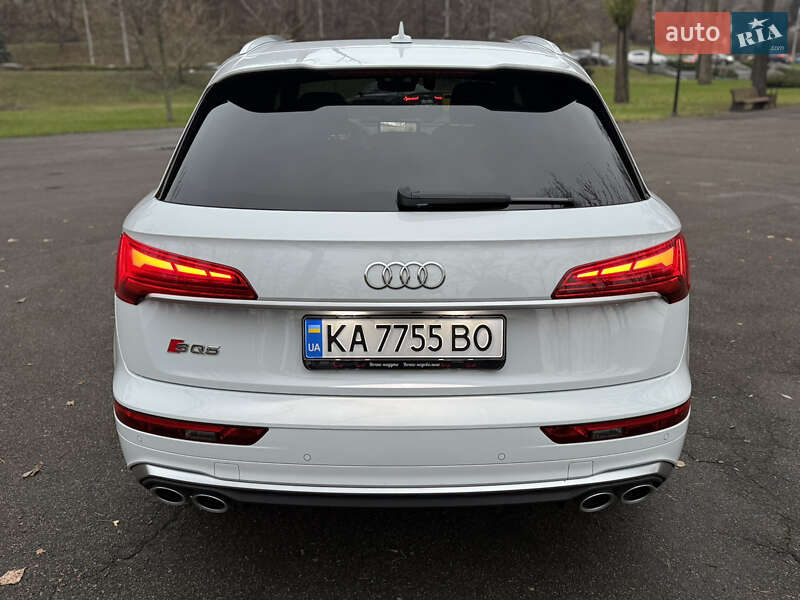 Позашляховик / Кросовер Audi SQ5 2021 в Києві фото 11 Позашляховик / Кросовер Audi SQ5 2021 в Києві